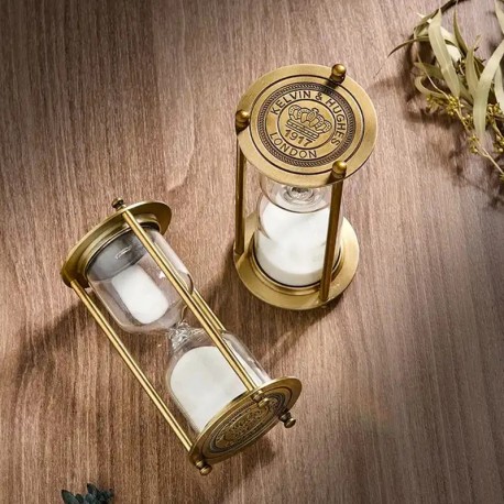 گرانترین ساعت شنی 5 دقیقه ای لندن